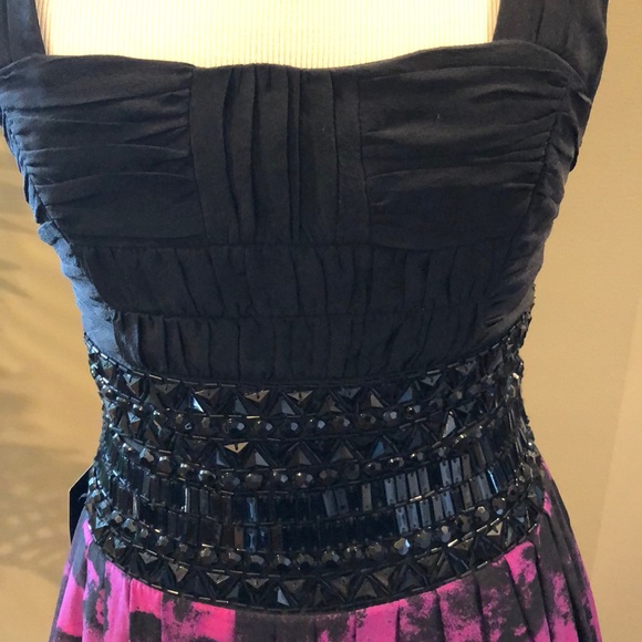 BEAUTIFUL BEBE minidress with jewels - Picture 3 of 8